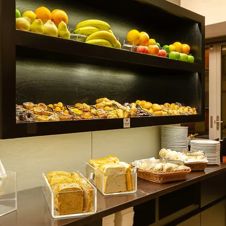 Santa Justa Hotel