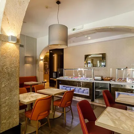 Santa Justa 4* Lizbona