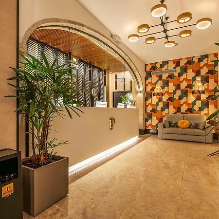 Santa Justa Hotel