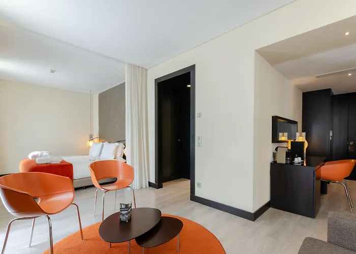 Santa Justa Hotell 4*